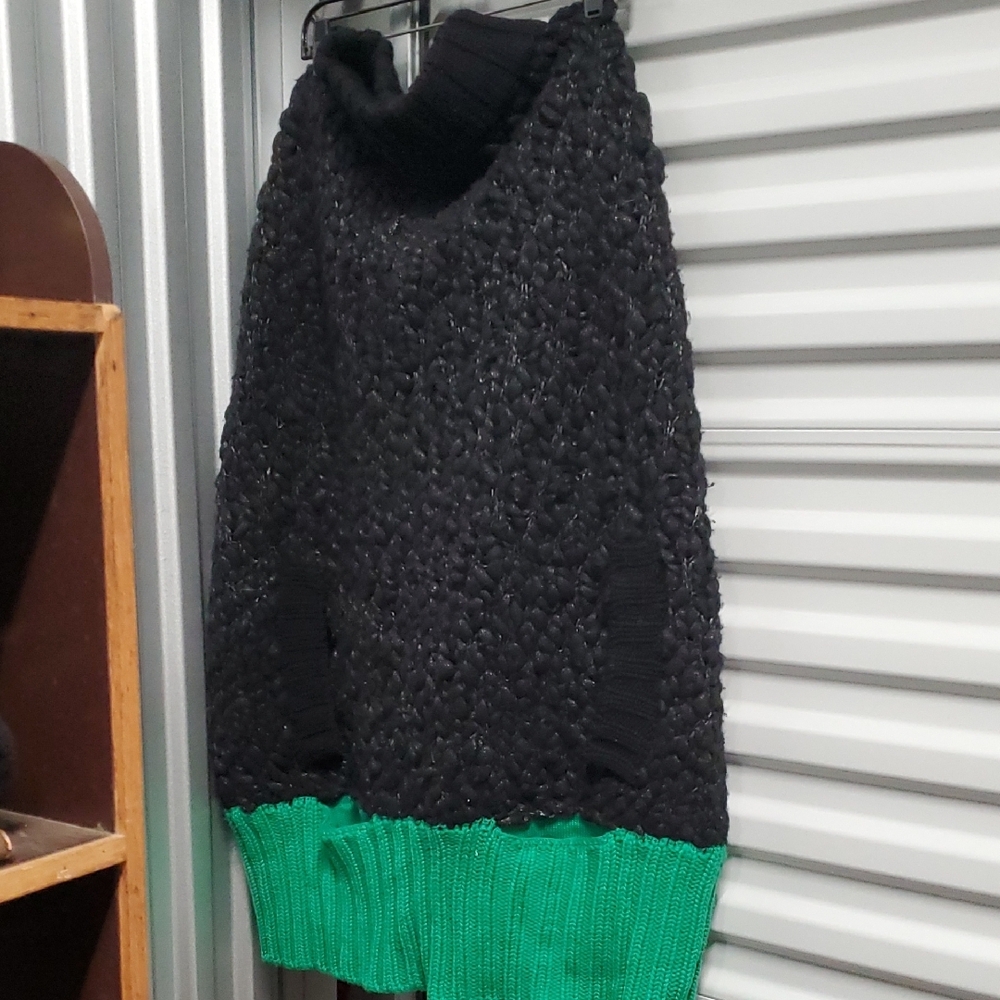 Nwot Tsumori Chisato Cape Black and Green Super Chunky Knit Sweater